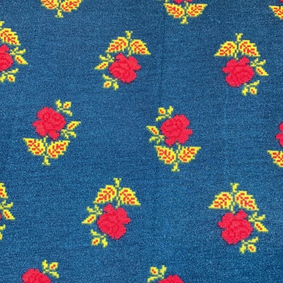 LuLaRoe woman’s coverup Joy XL floral side slits - Picture 11 of 12